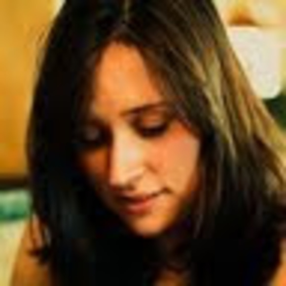 Meet your Posher, Sheila - Picture 1 of 1